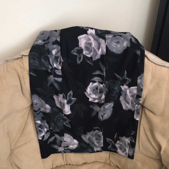 Floral Pencil Skirt - Picture 1 of 1